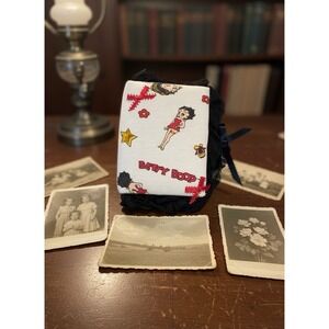 Betty Boop Handcrafted Red Photo Album 6.5x5 Holds 72 4x6 Pictures New Scrapbook